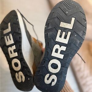 Sorel Kids Boots - Black and White